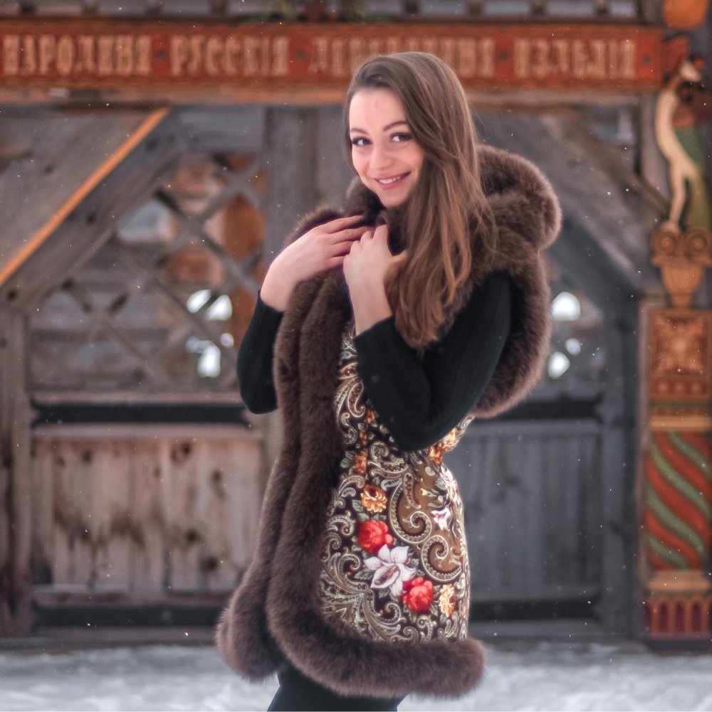 Пальто в русском стиле