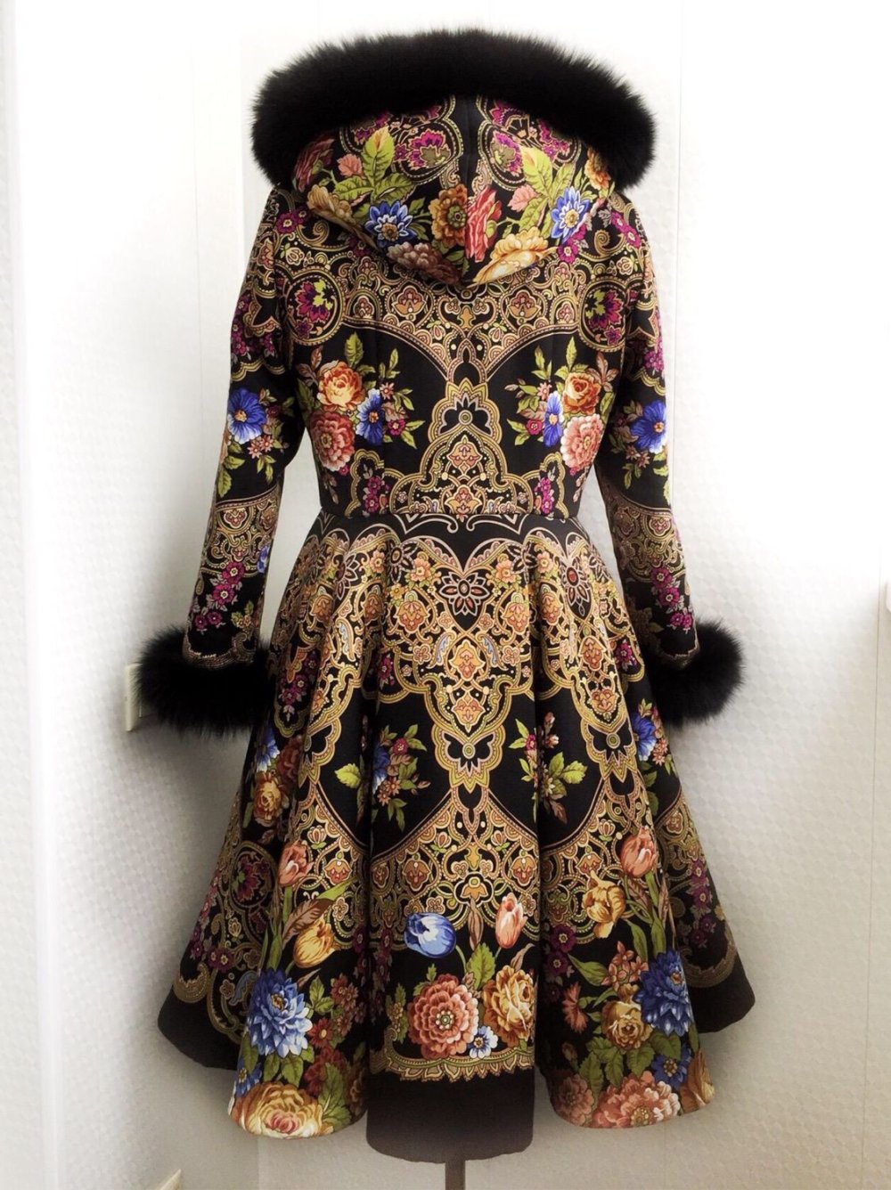 Зимняя одежда в русском стиле