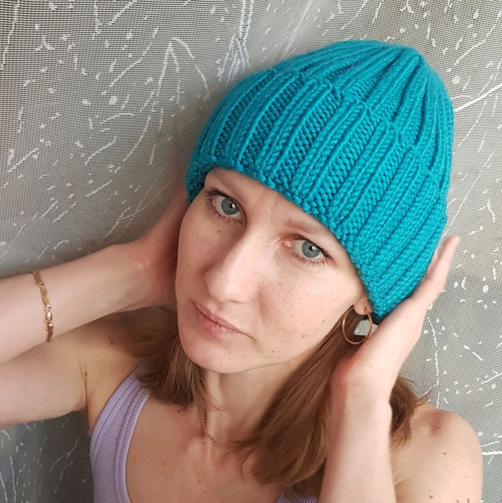 Шапка бини резинкой 2х2