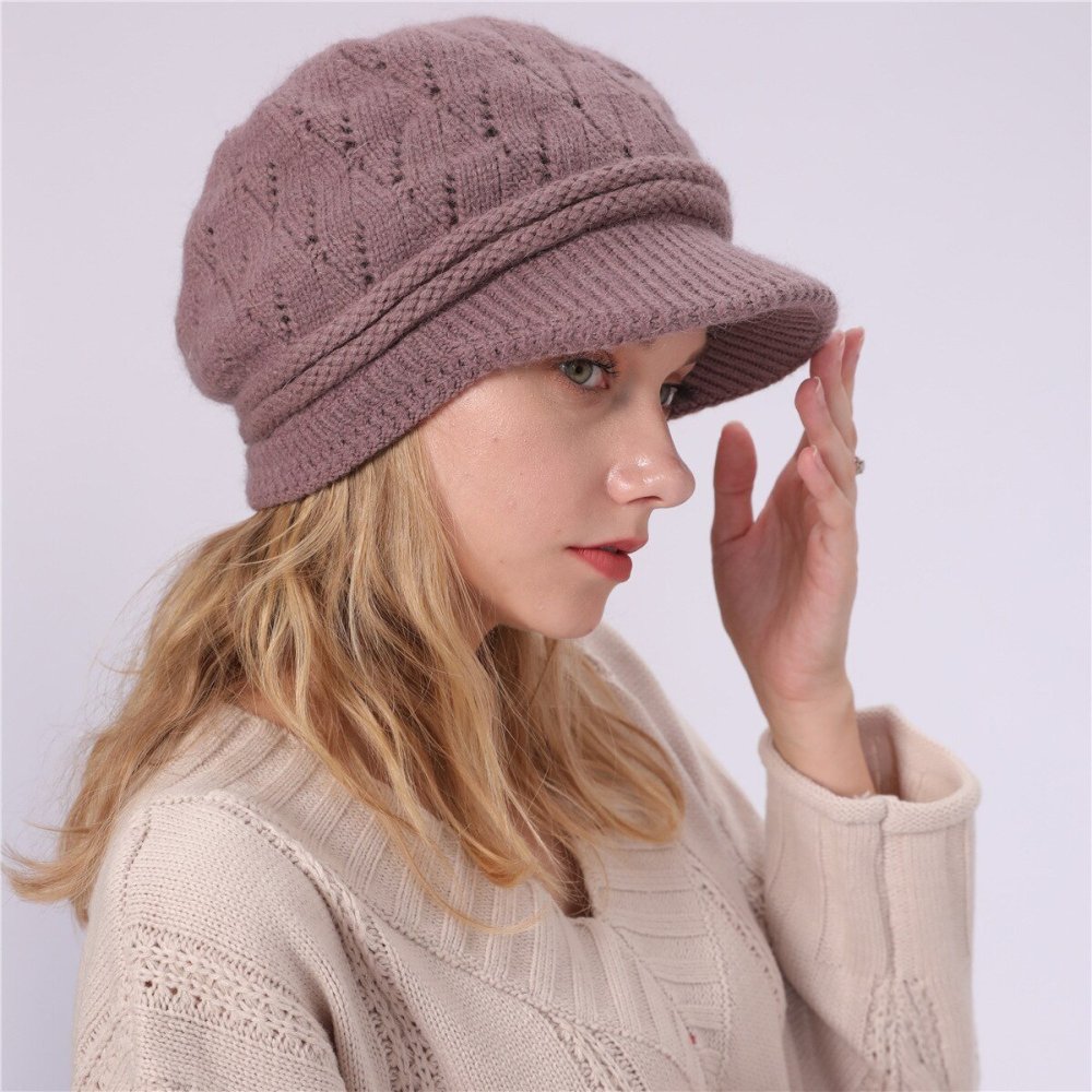 Шапка сказырком женская