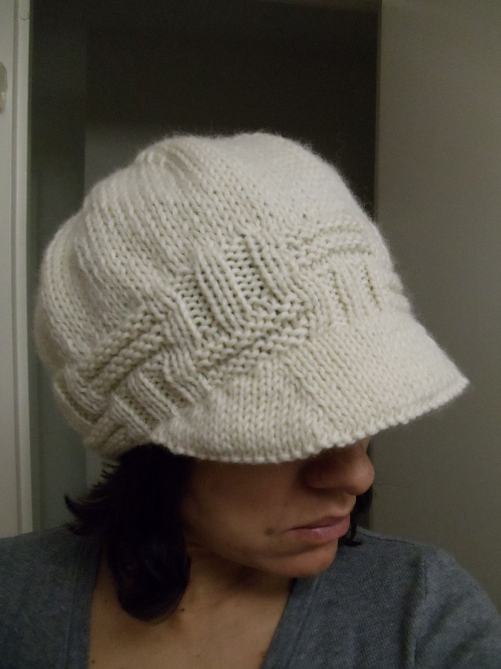 Вязаные Кепки женские спицами