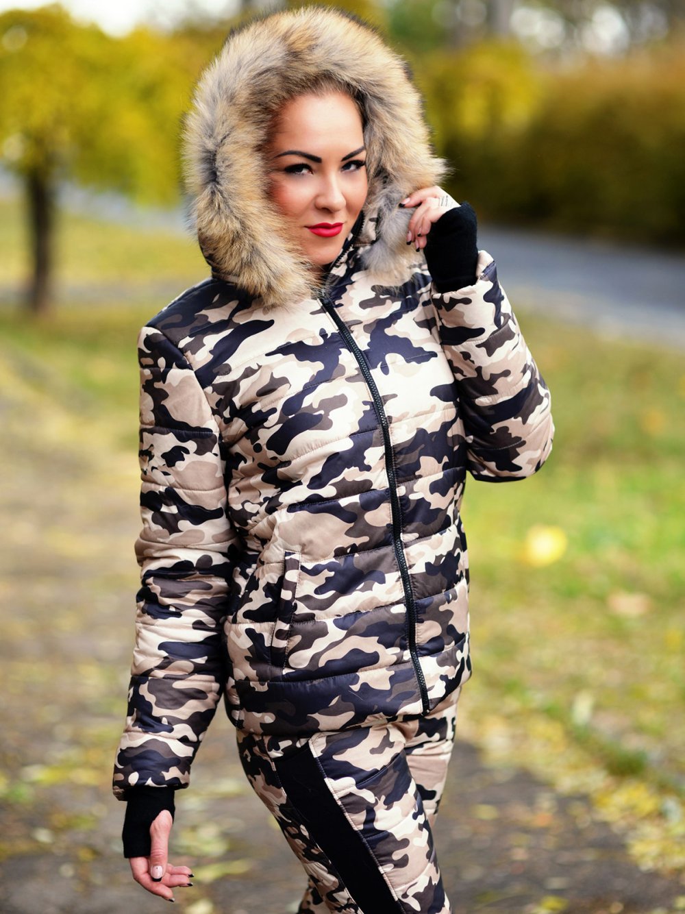 Женский зимний комбинезон камуфляж