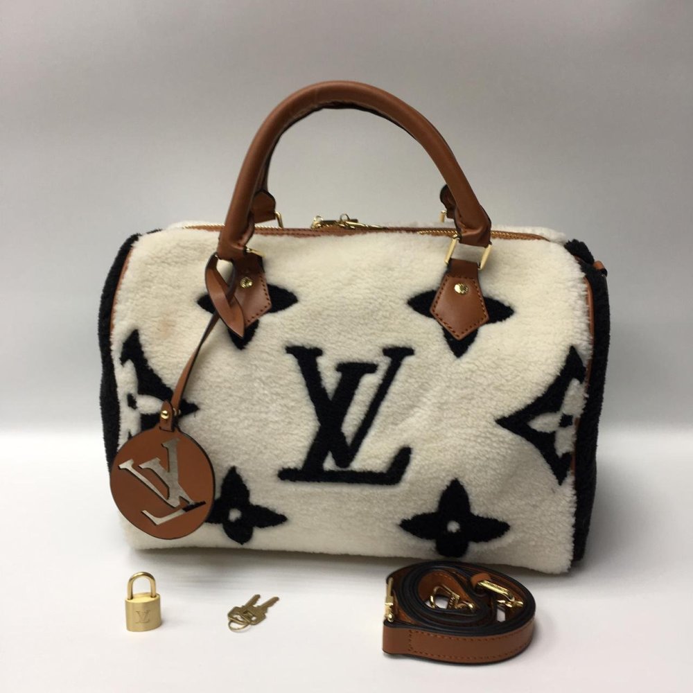 Сумка женская меховая Луи вьютон