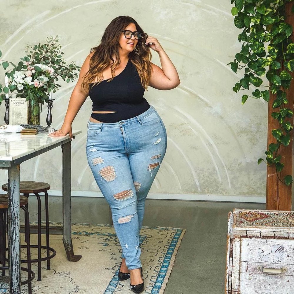 Джинсы плюс сайз стрит стайл