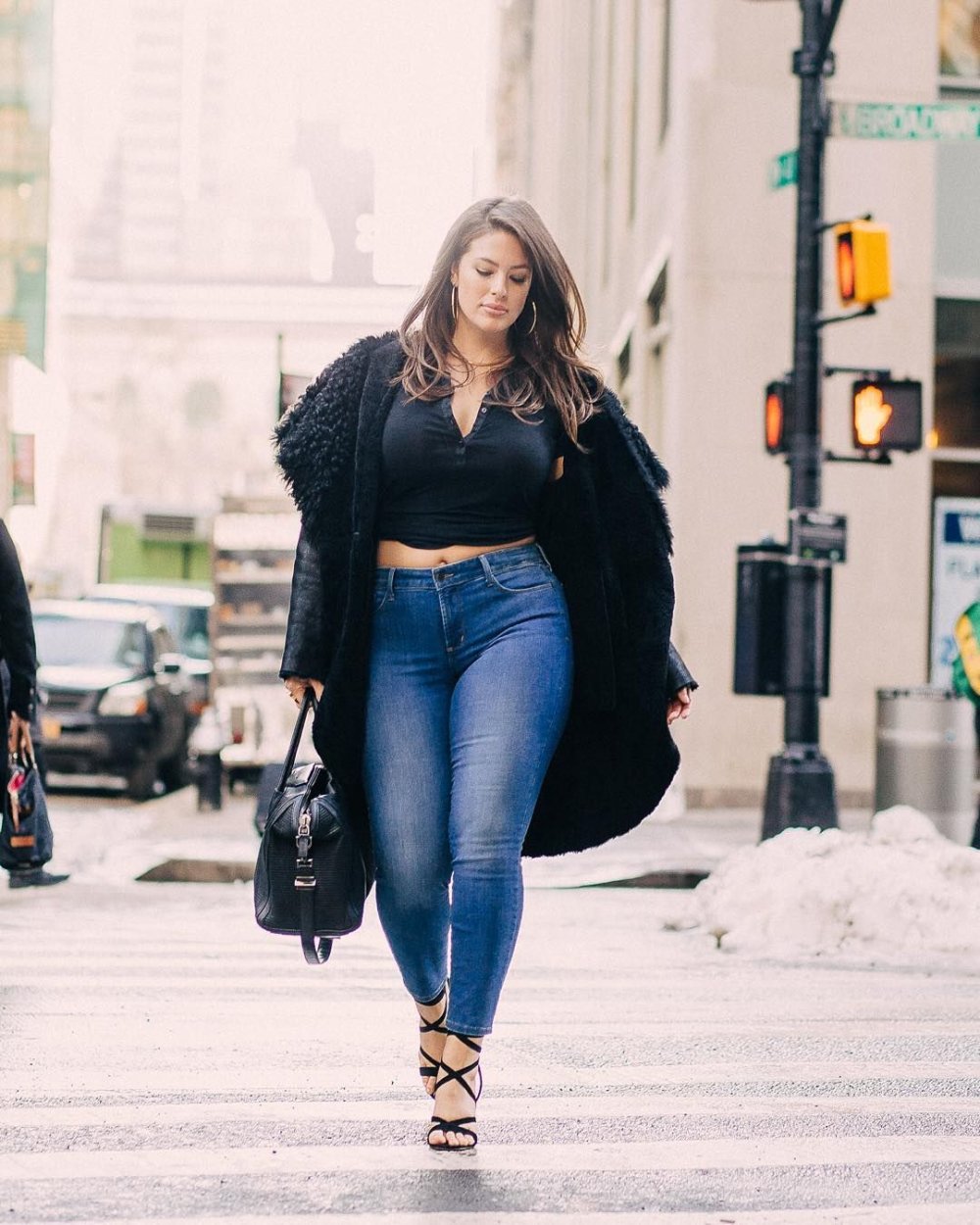 Танеша Авашти джинс