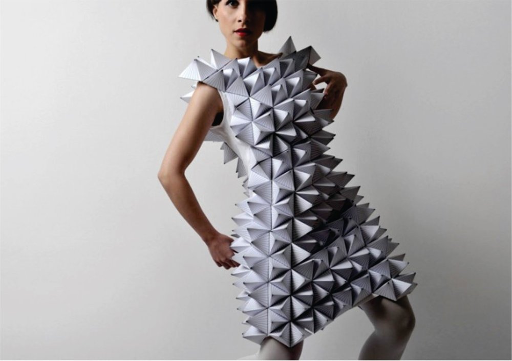 Платье из нетрадиционных материалов