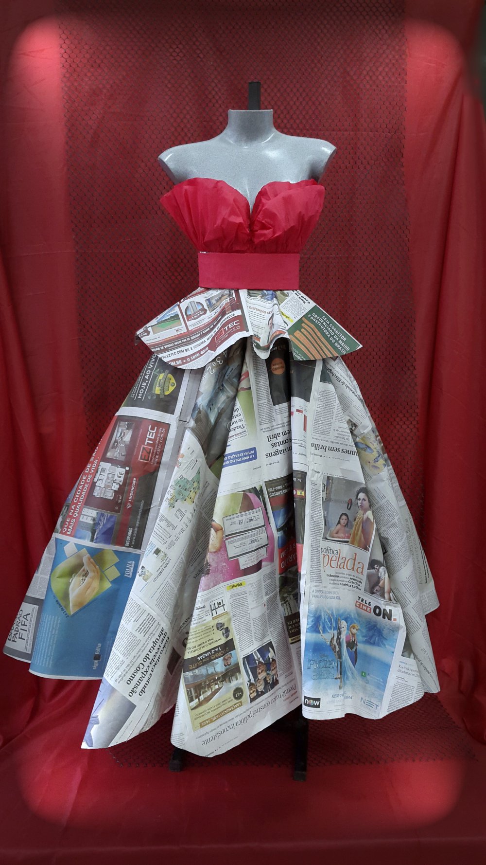 Одежда из мусора Гари Харви