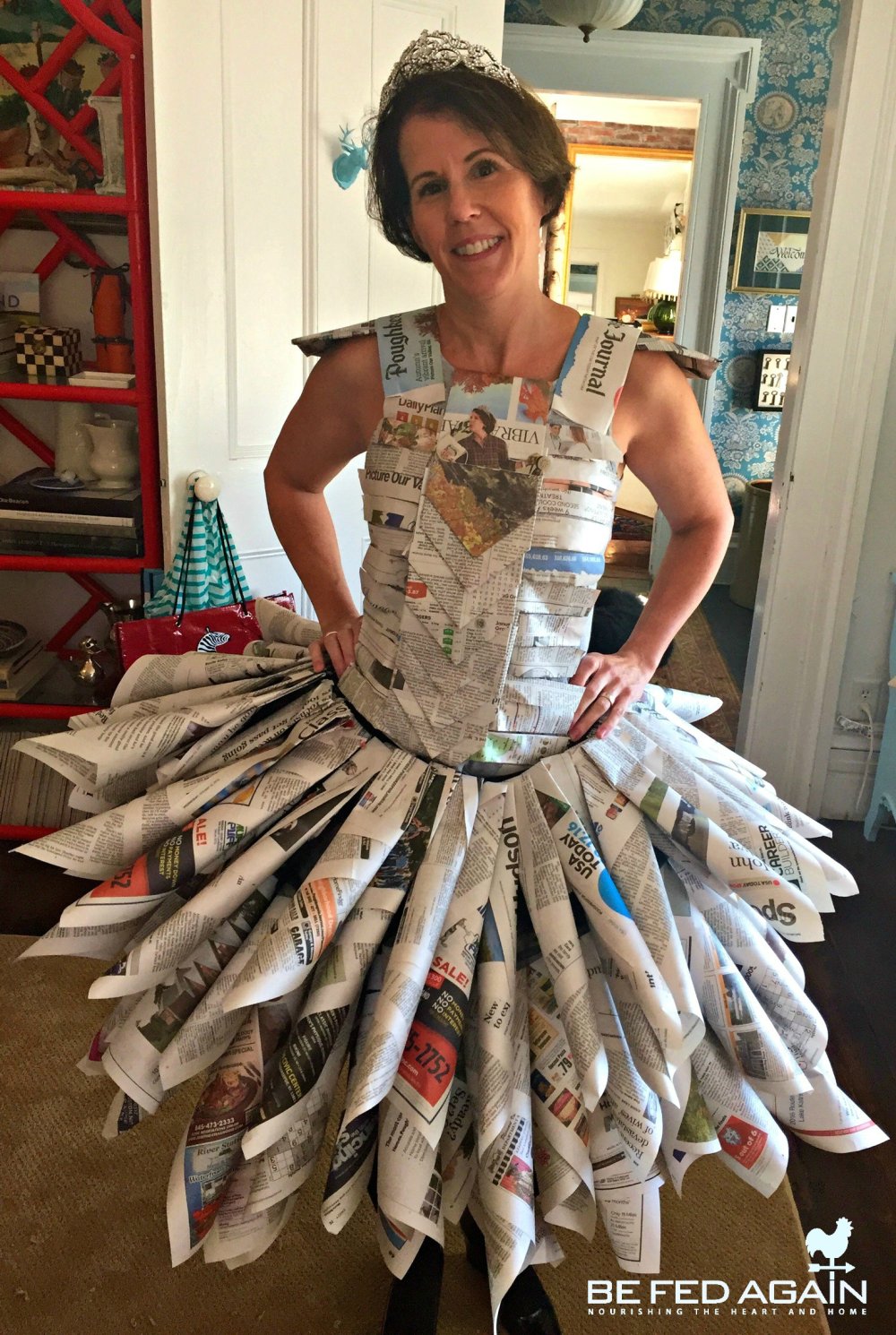 Мужской костюм из газет