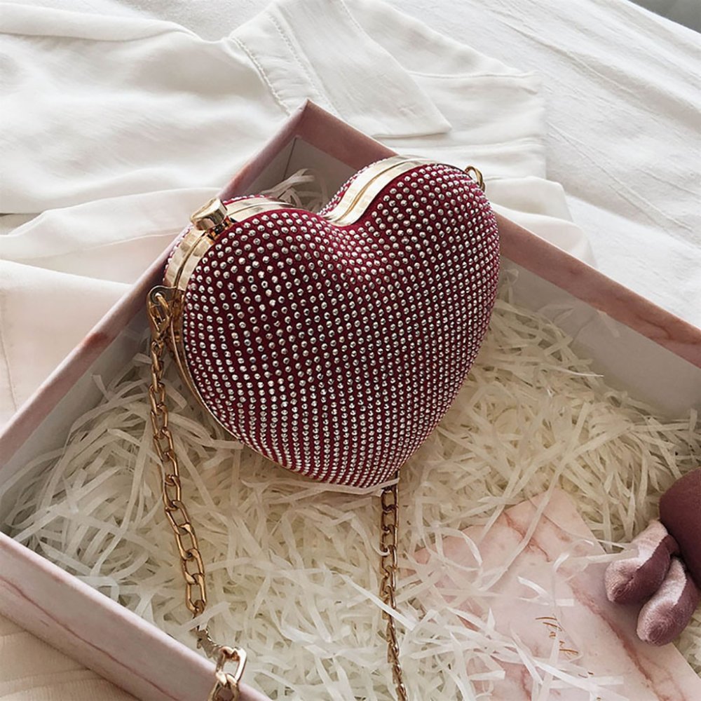 Сумочка в виде сердечка