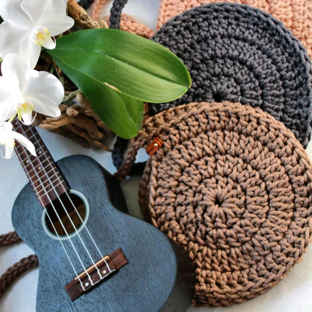 Вязаные сумки из полиэфирной нити