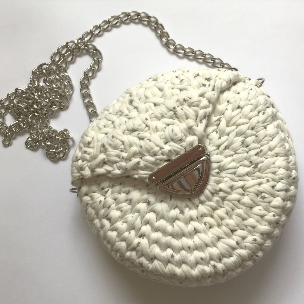 Сумка из шнура коричневая