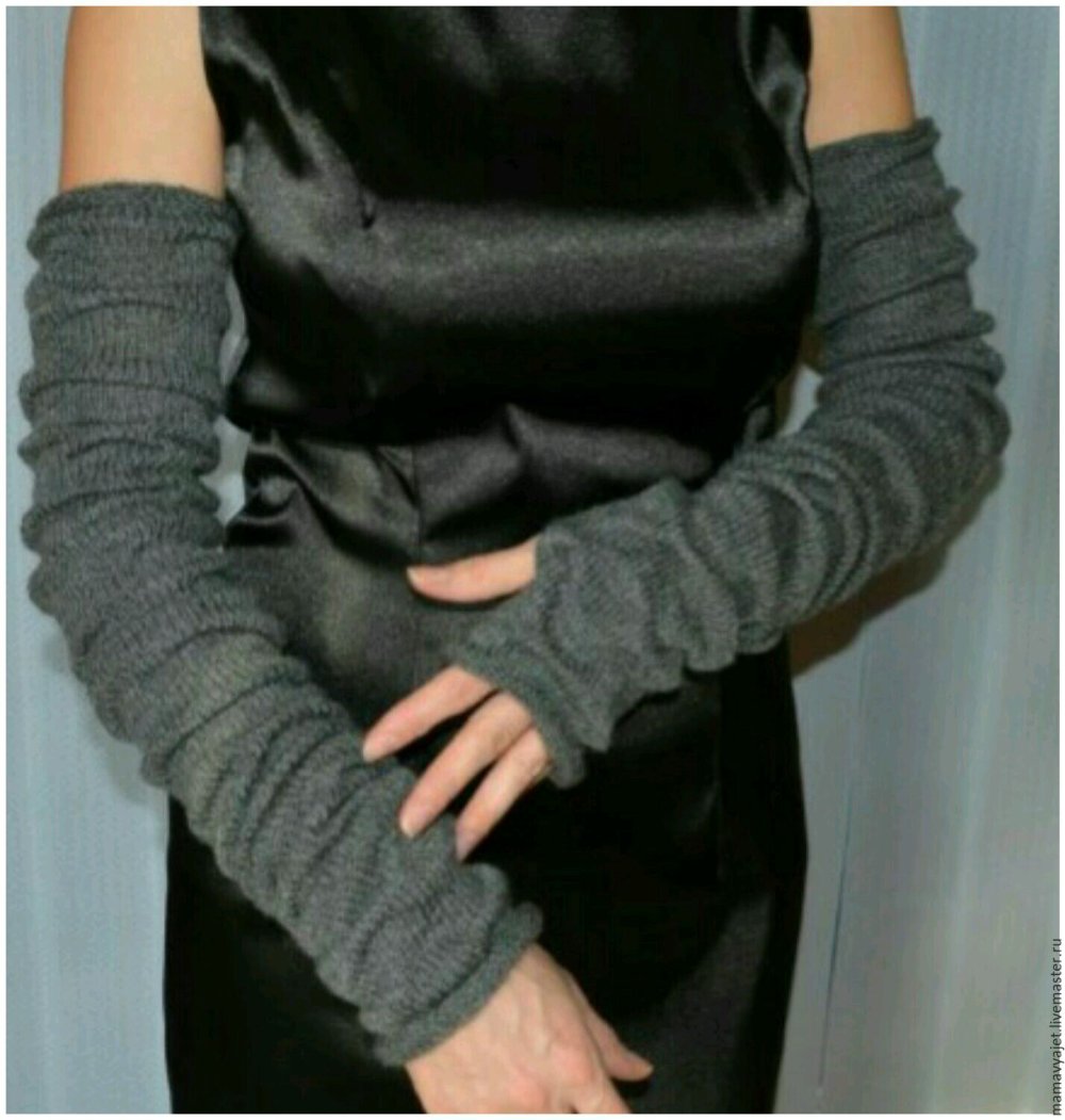 Вязаные рукава митенки