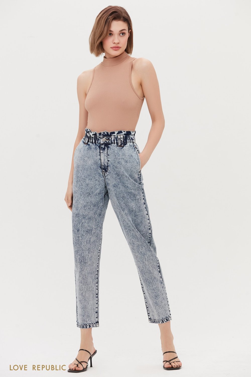 Кокетка на джинсах сзади