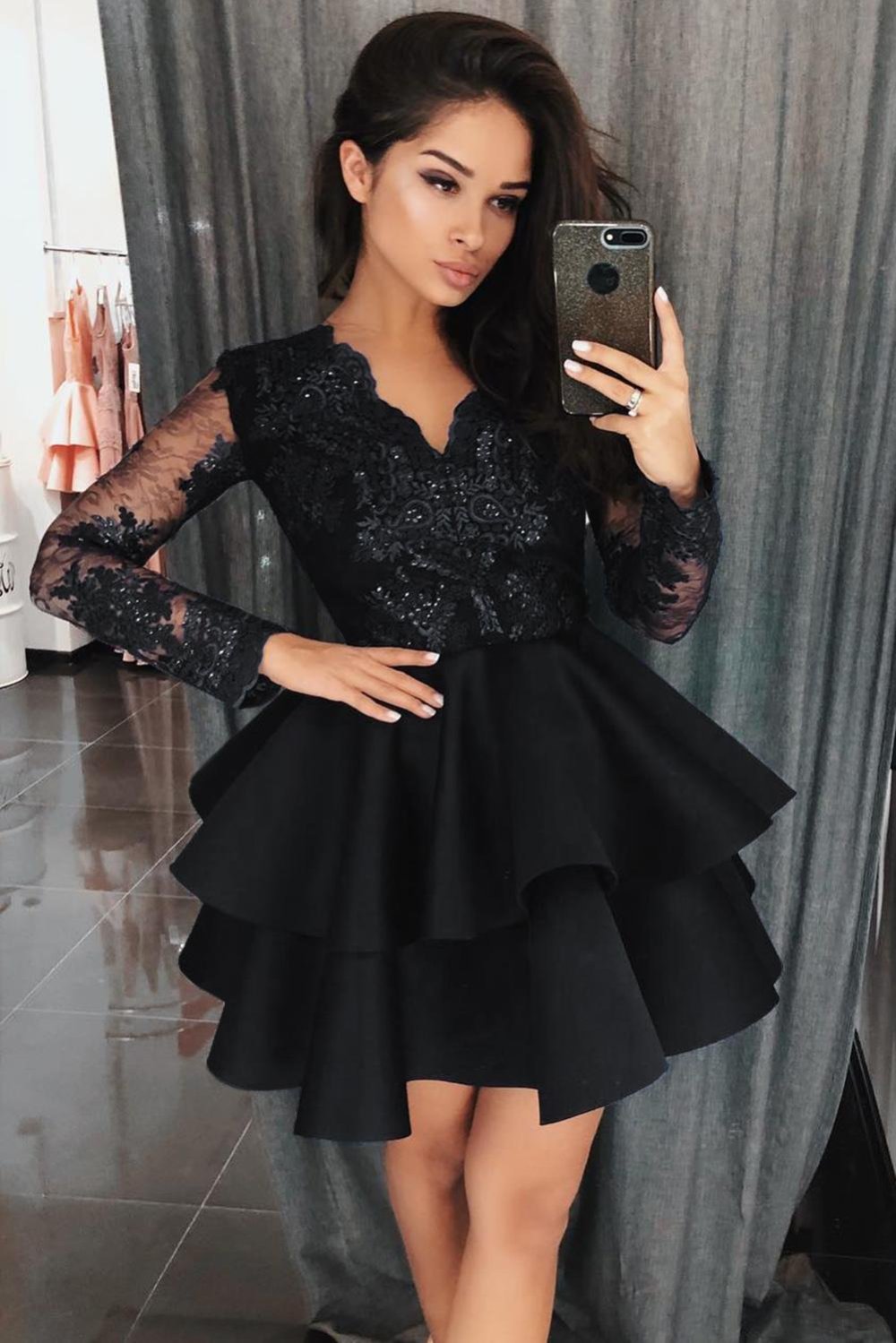 Чёрное платье на выпускной короткое