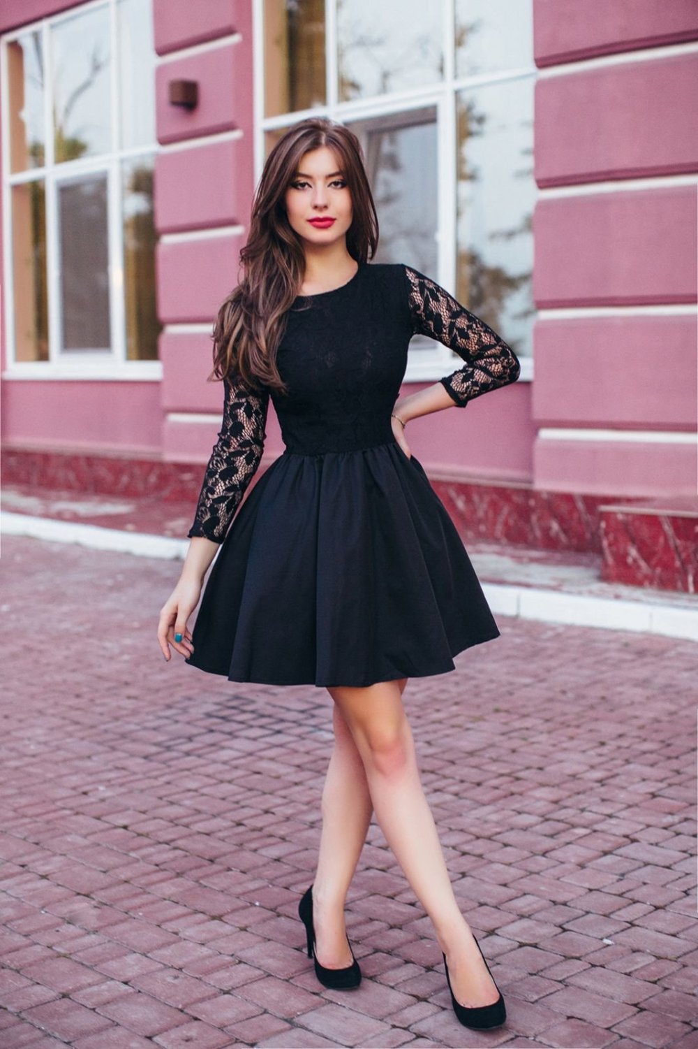 Черное платье для девочки