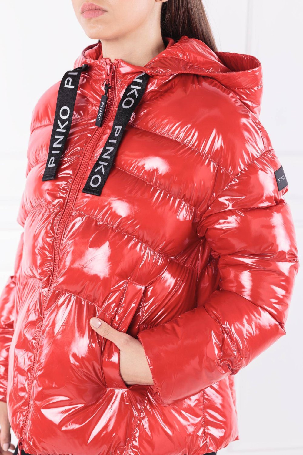 Длинный черный пуховик Пинко