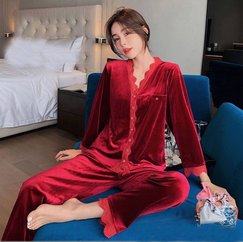 Велюровая пижама