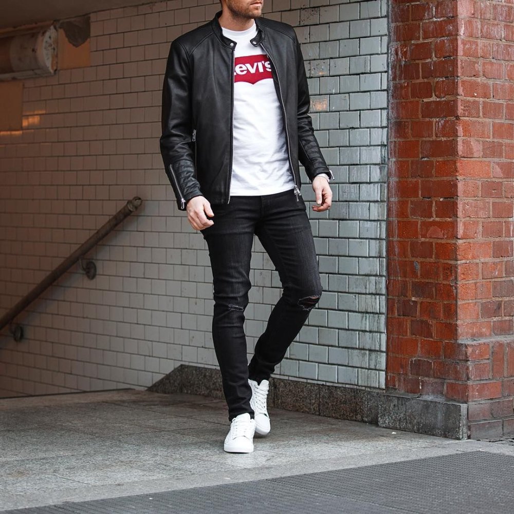 Дж нсы с белыми кроссовк