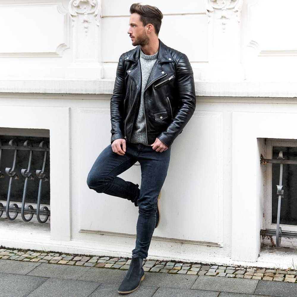 Черная водолазка и кожаная куртка мужская