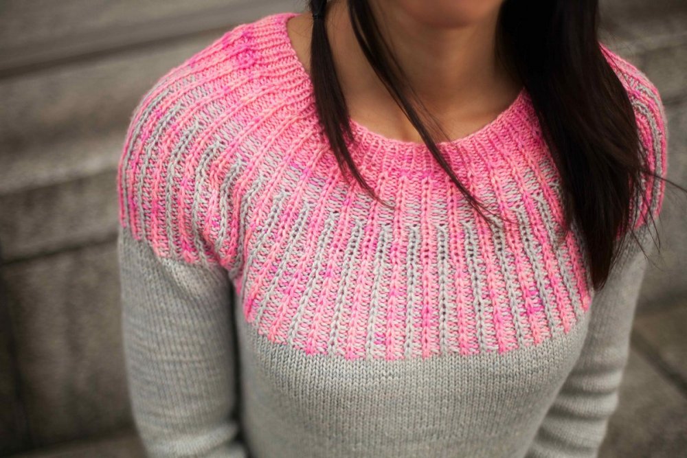 Свитер круговой кокеткой