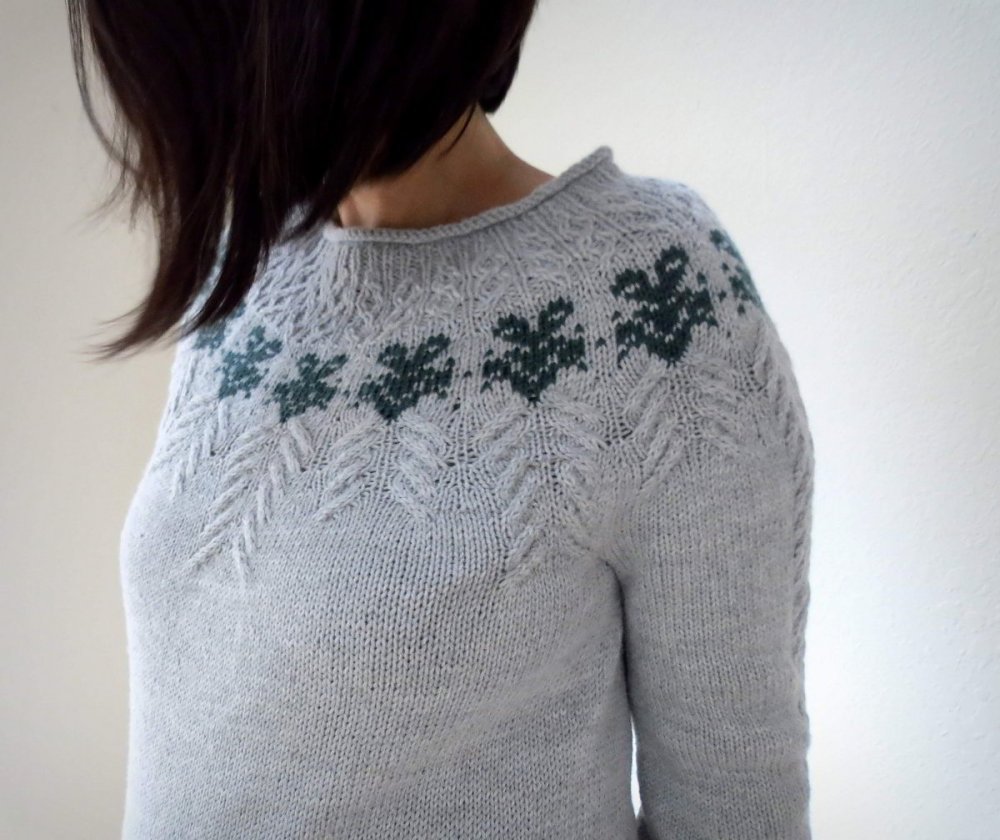 Свитер с круглой кокеткой Logan Shoals