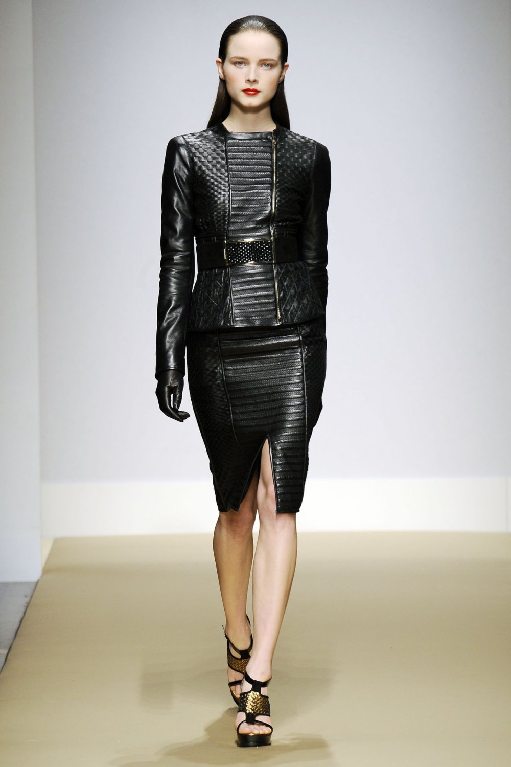 Боди юбка кожаная и копронги