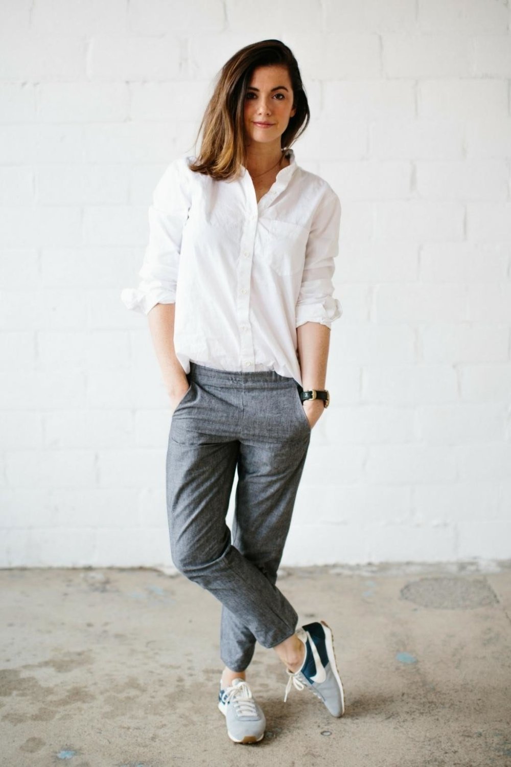 Спортивные штаны с рубашкой женские