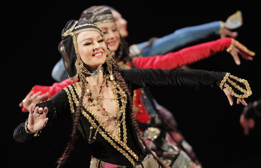 Костюмы для аджарского танца