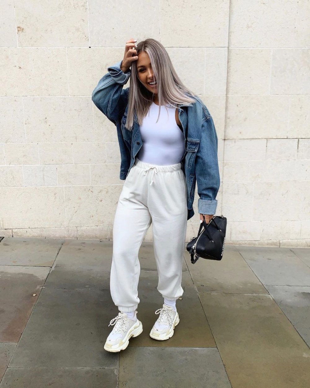 Сумка к спортивному костюму