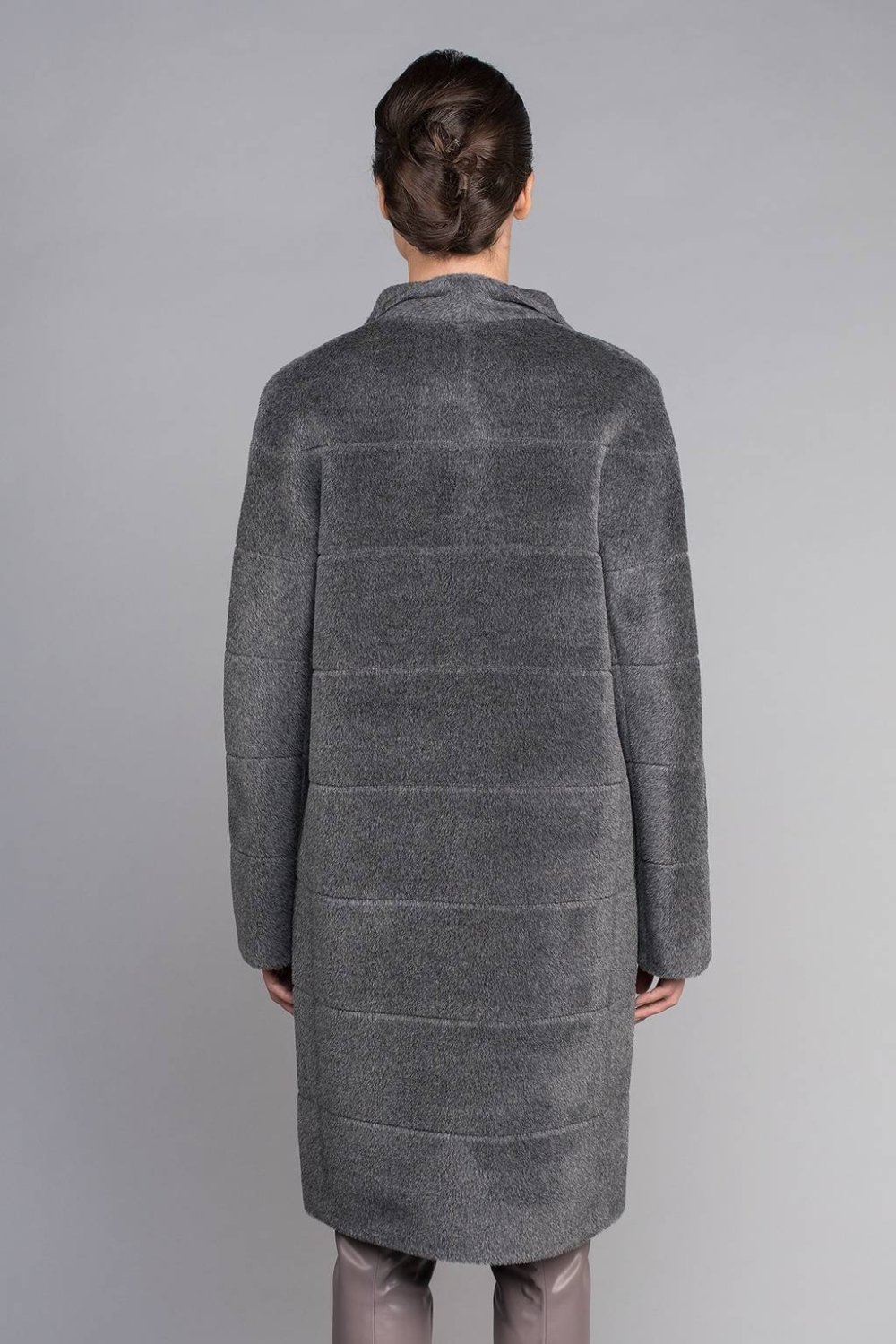 Пальто с рукавом 3/4 розовое с мехом