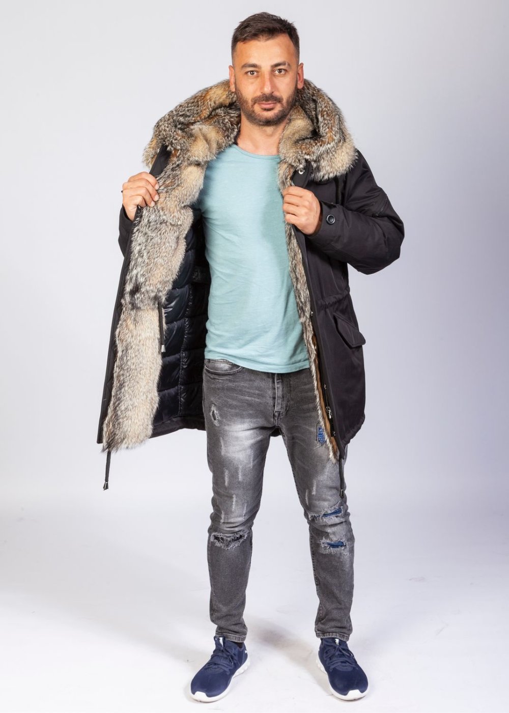 Куртка с мехом волка мужская