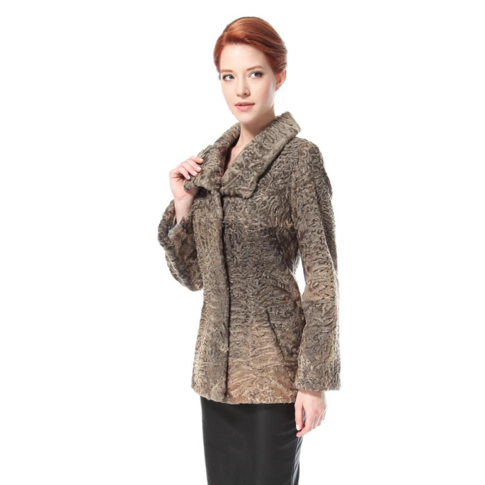 Каракуль полушубок коричневый с воротником