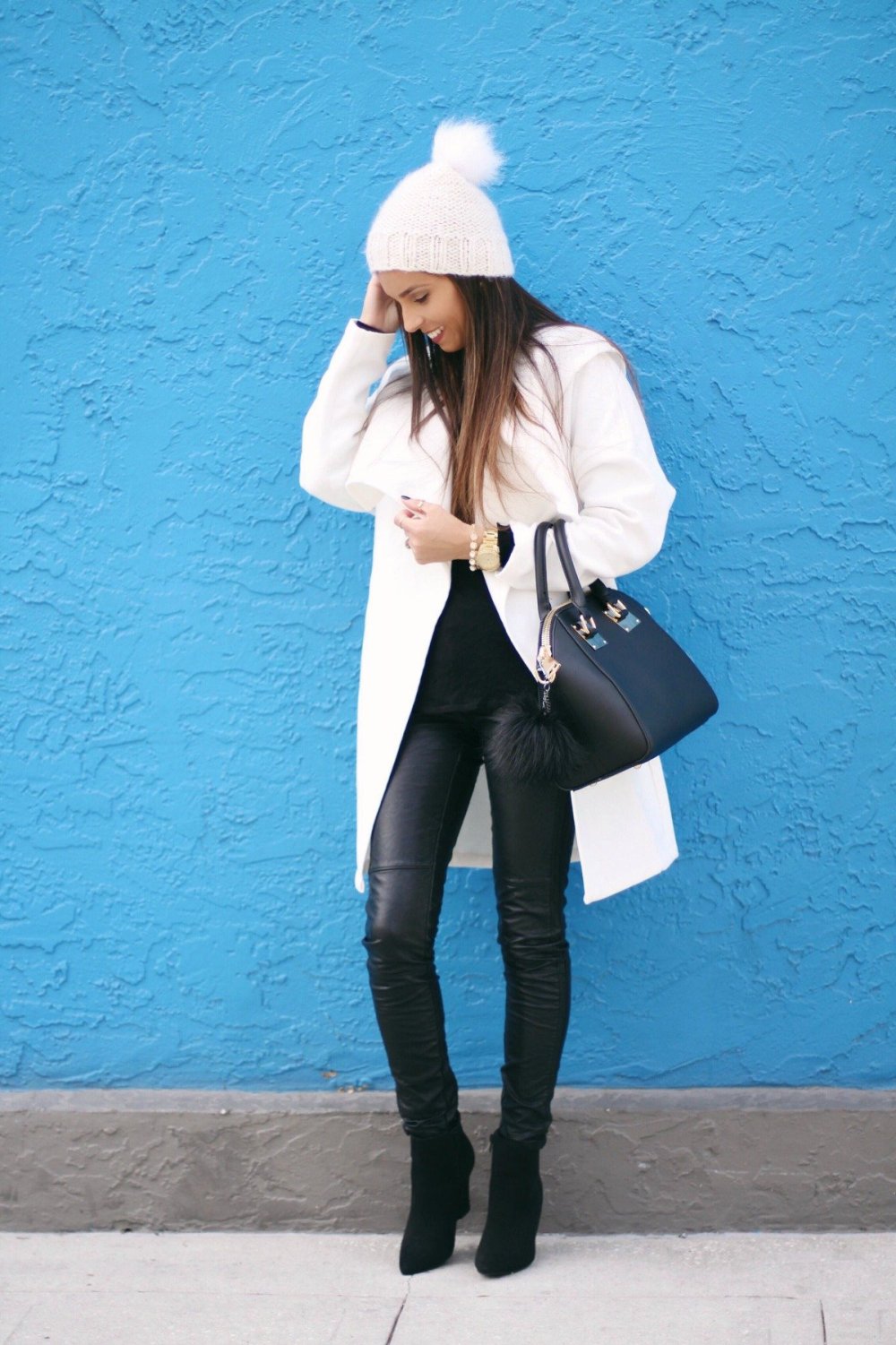 Шапка к пуховику