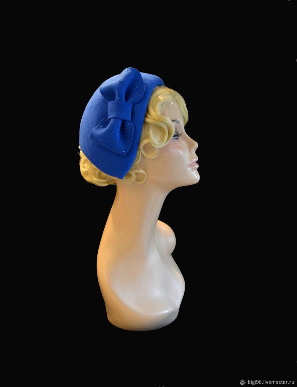 Шляпа на ободке