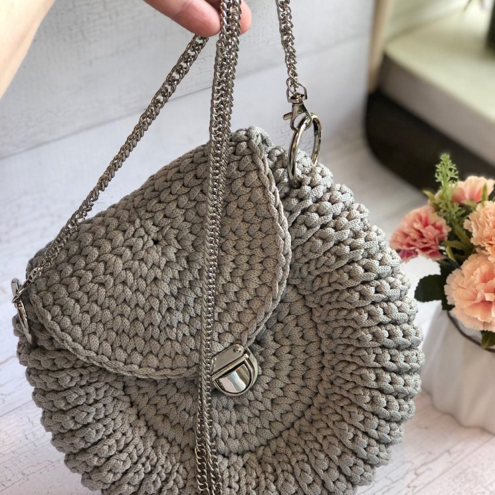 Сумка Ракушка из трикотажной пряжи