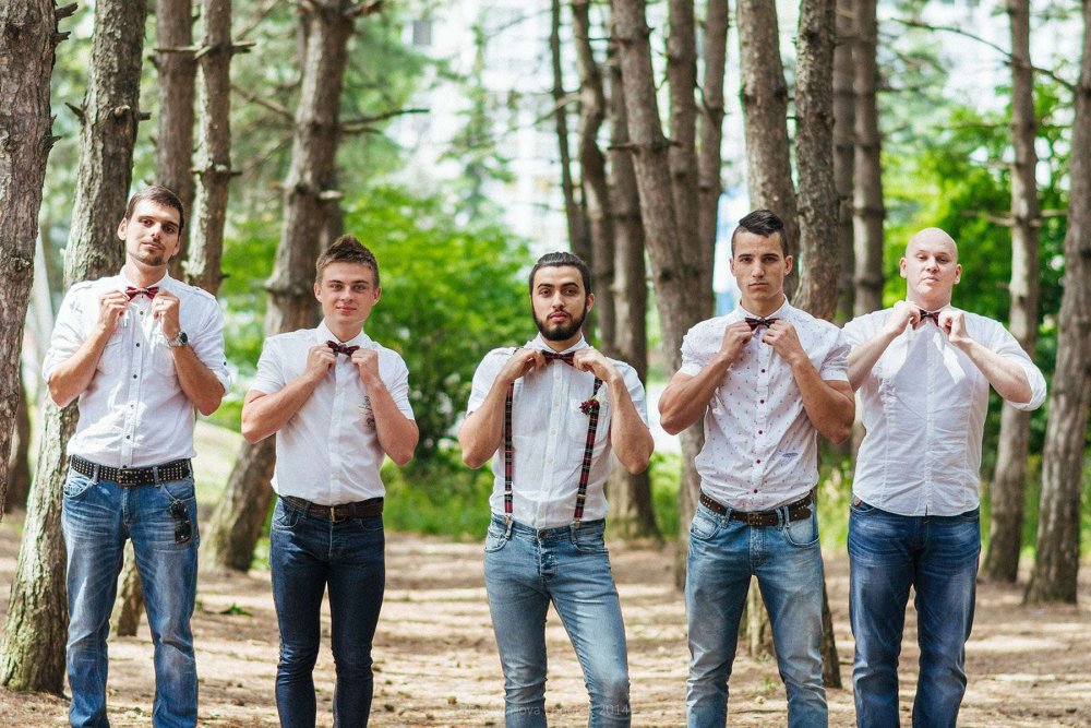 Образ жениха в джинсах