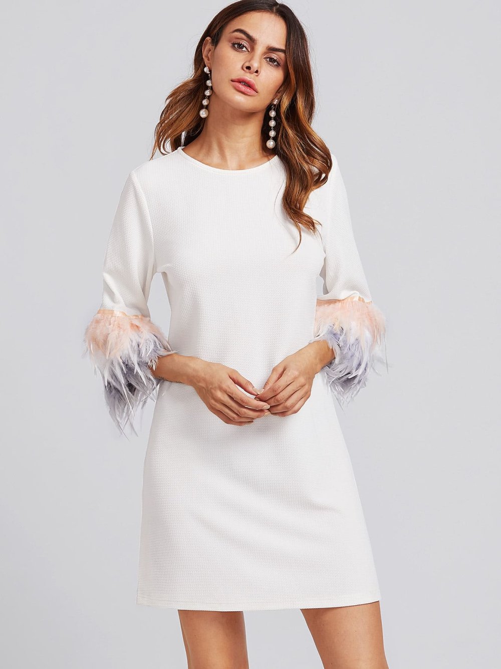 Платье с пышными рукавами