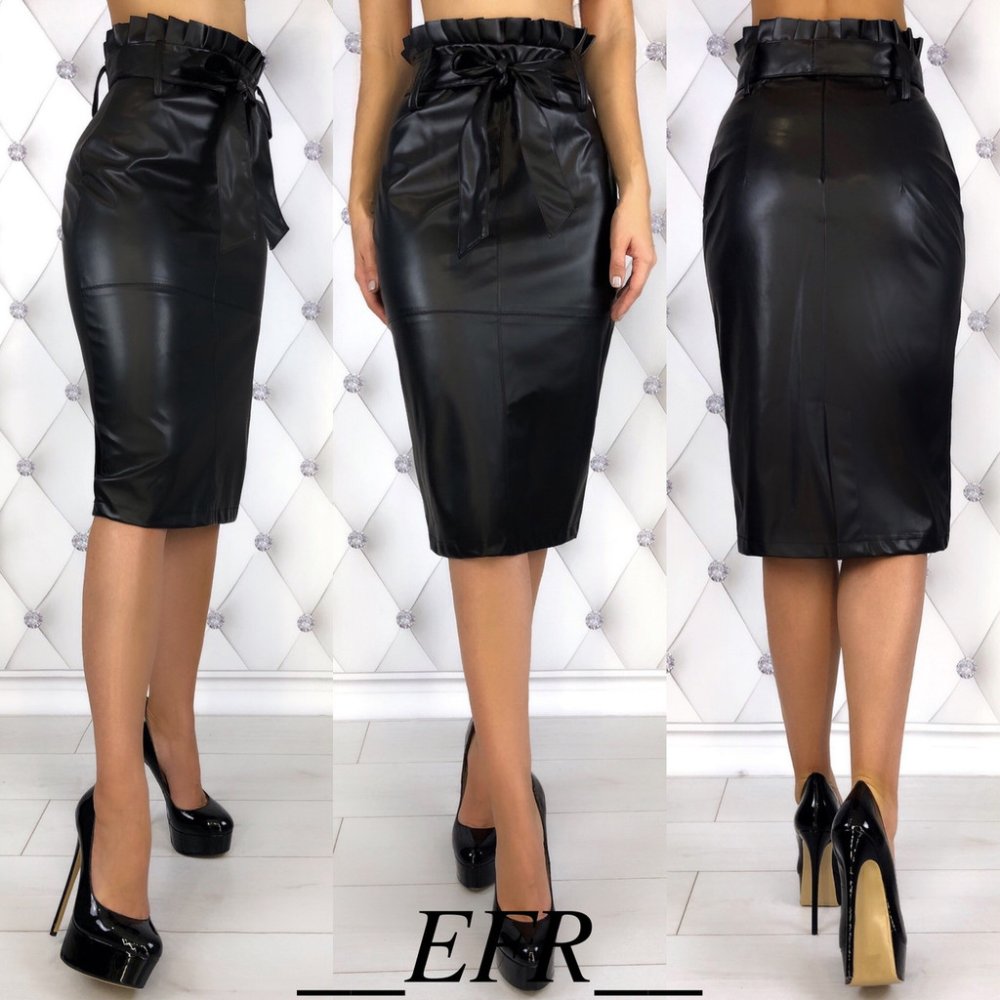 Юбка с прозрачной вставкой