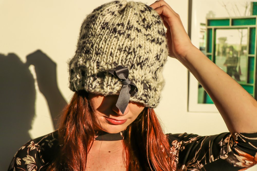 Шапка крупной вязки