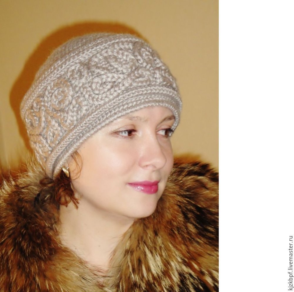 Шапка кубанка женская вязаная