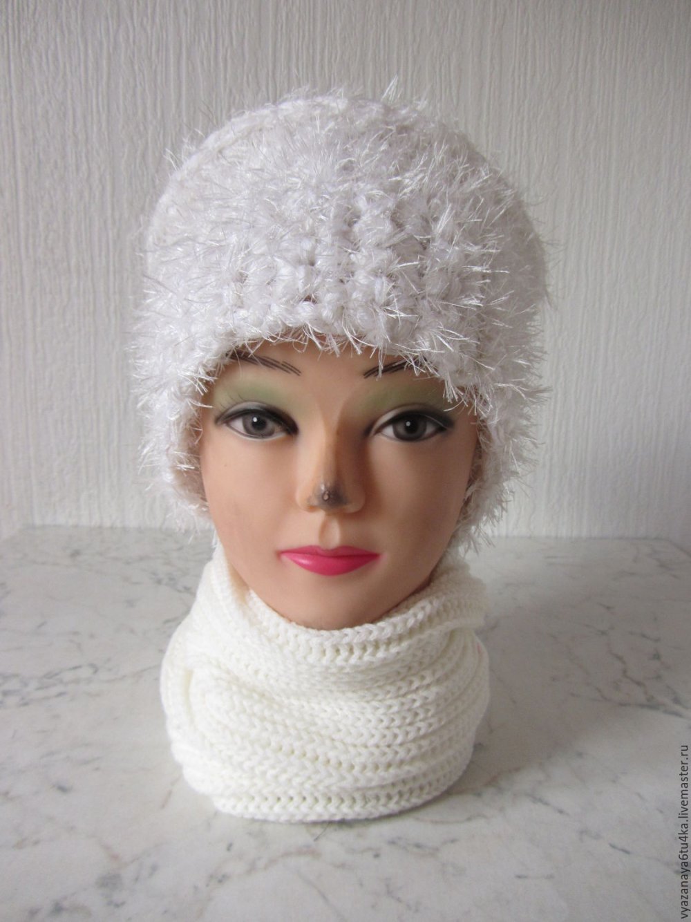 Вязаная шапка кубанка женская 50 +