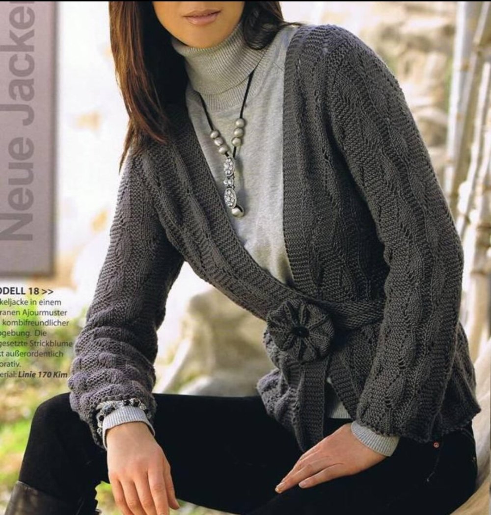 Вязаная кофта с запахом спицами