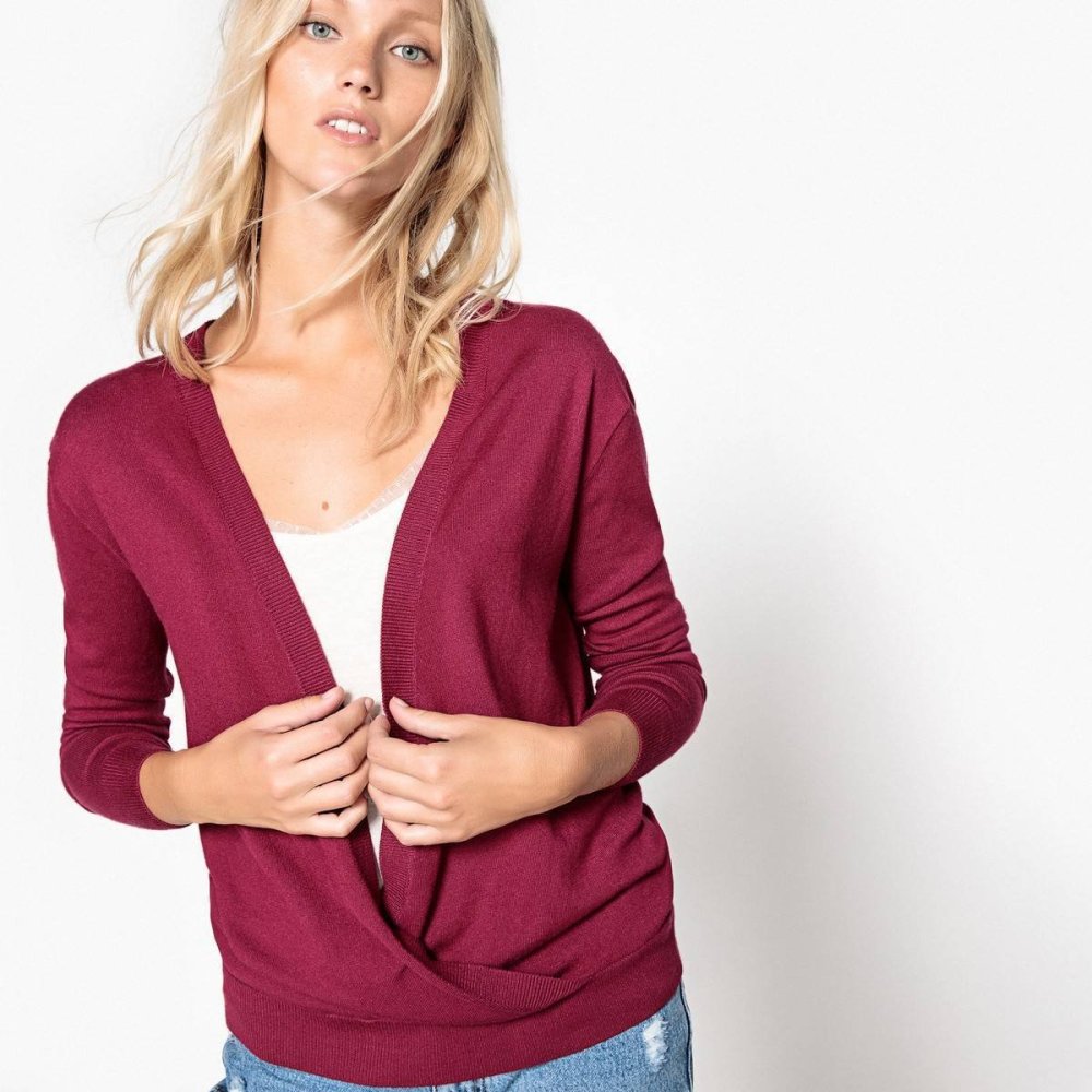 Вязаный жилет с запахом