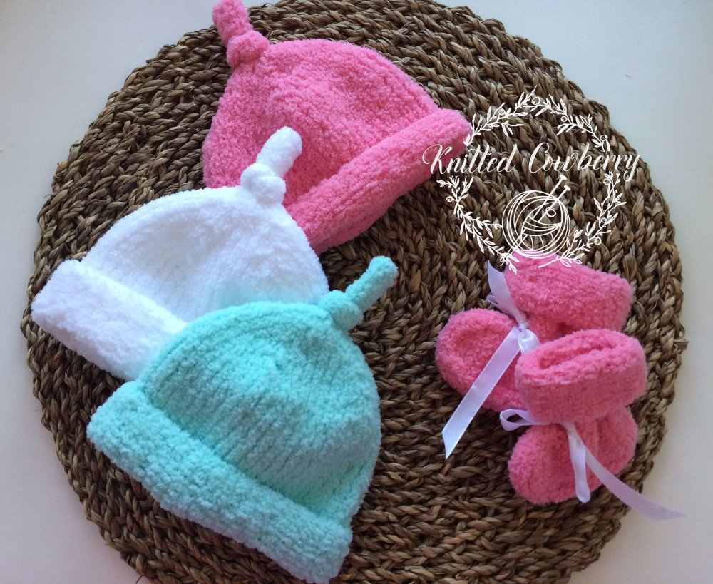 Детская шапочка из пряжи ЯРНАРТ Дольче