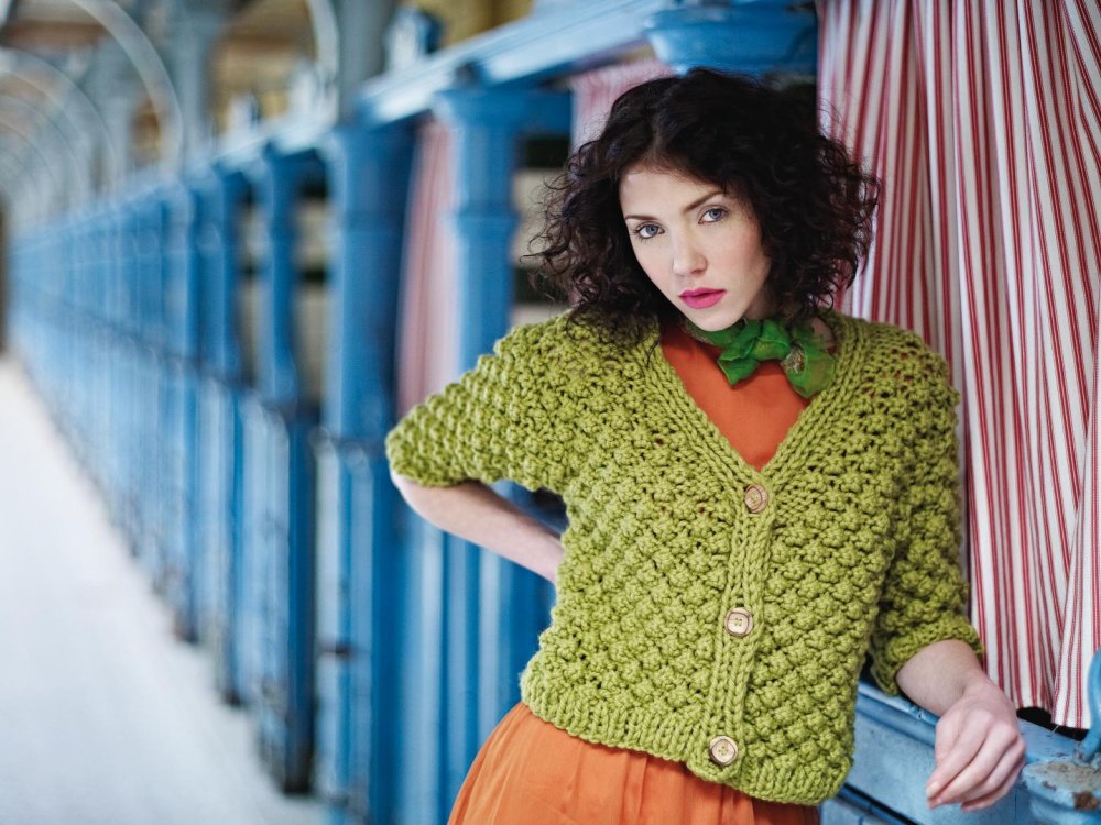 Красивые вязаные кофты из толстой пряжи