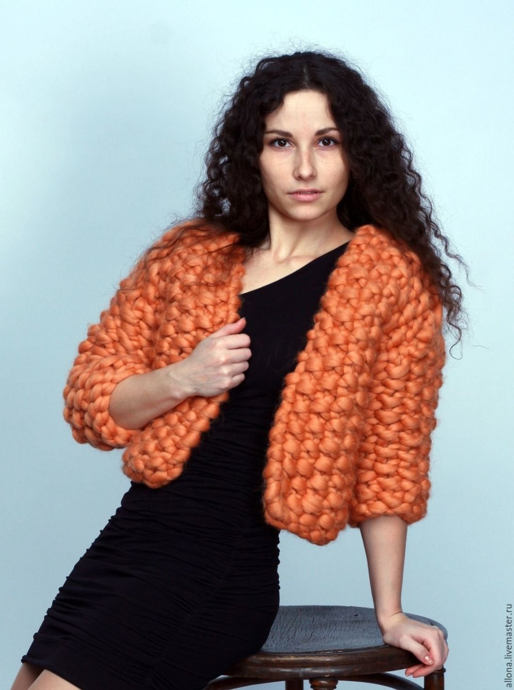 Свитер крупной вязки женский