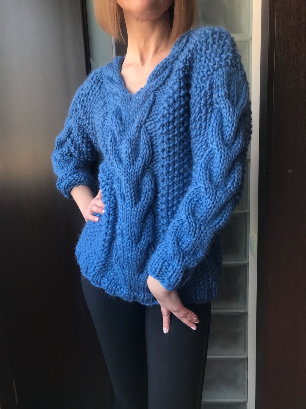 Свитер крупной вязки