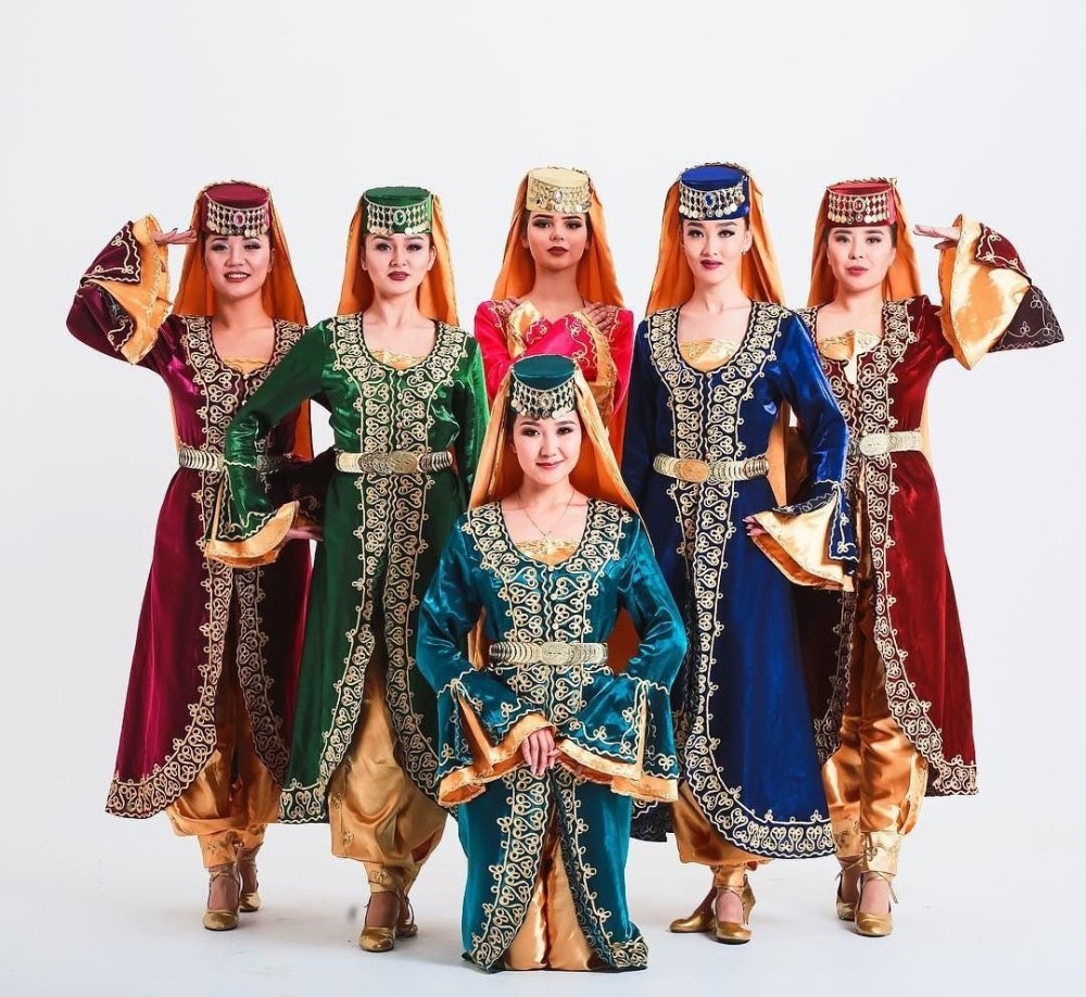 Национальная одежда Ахыска турков