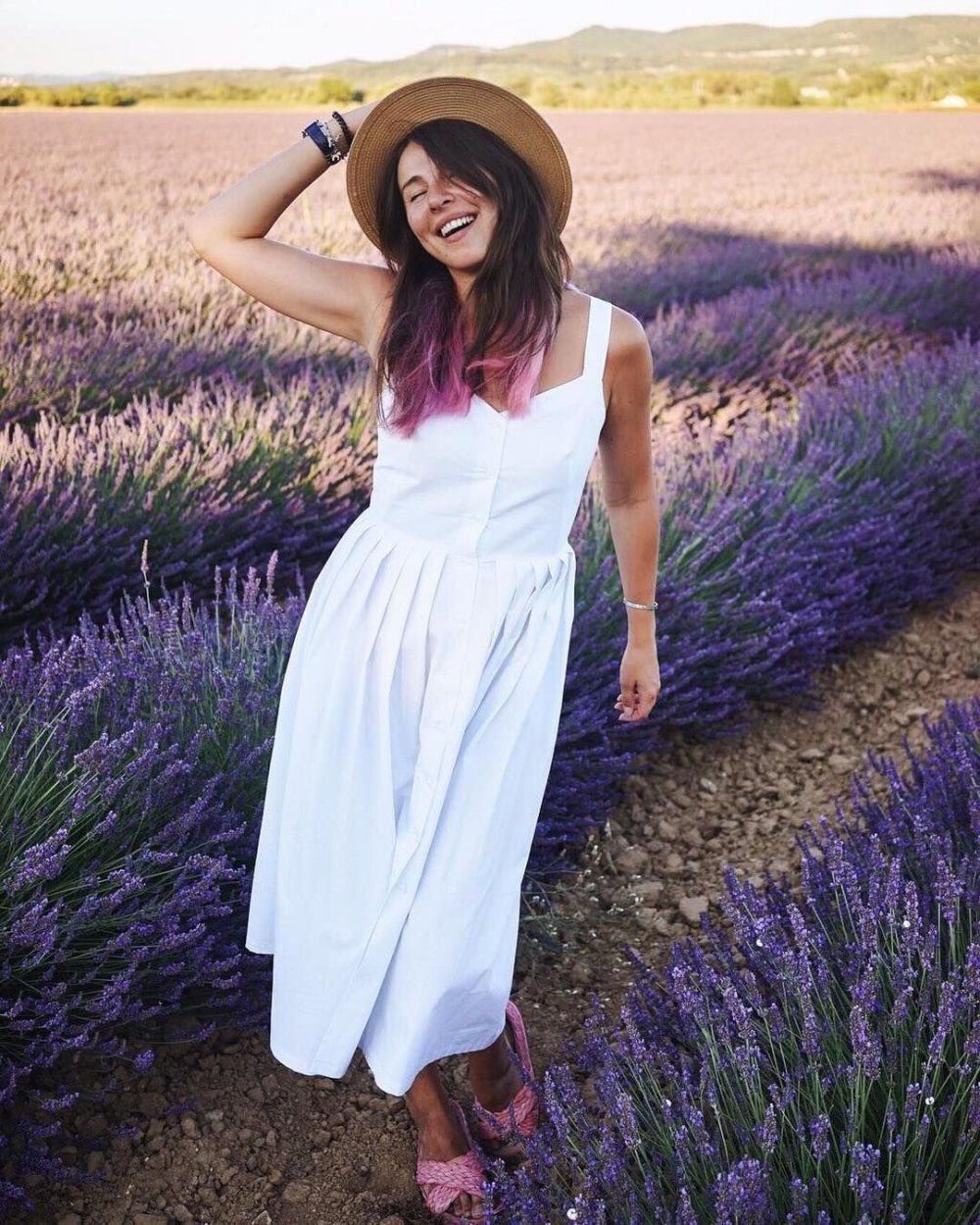 Образы с лавандовым платьем