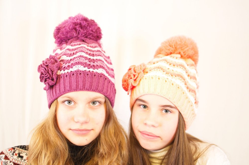Вязаные шапки для подростков